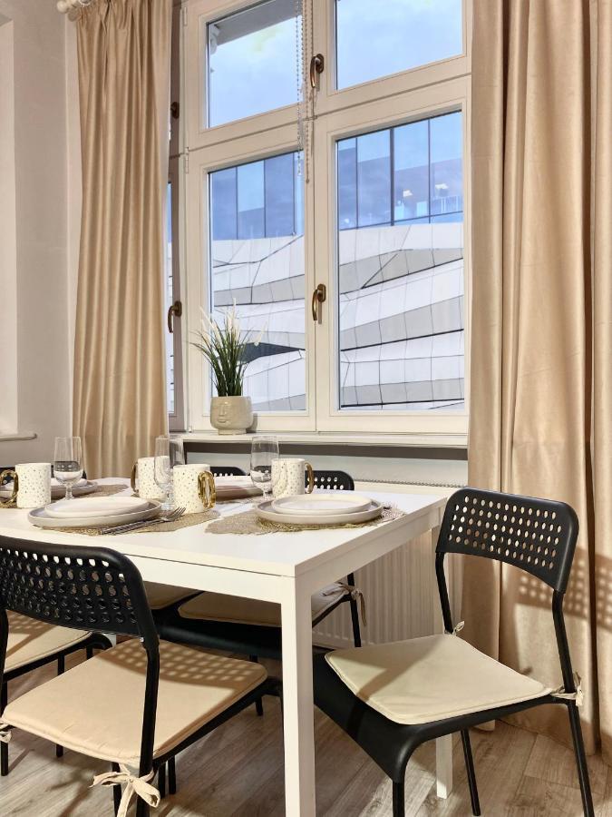 Crystal Sw. Marcin Poznan Apartment Ngoại thất bức ảnh